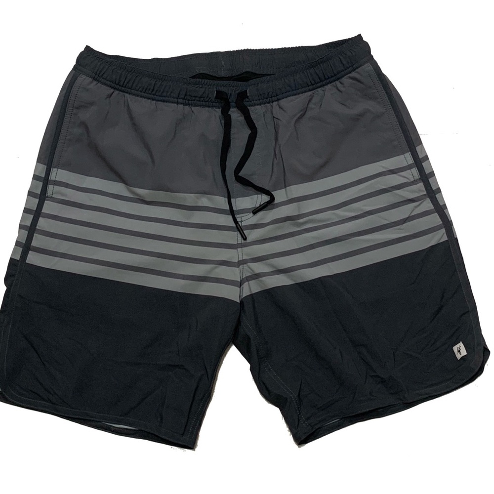 M / Toes on the nose shorts